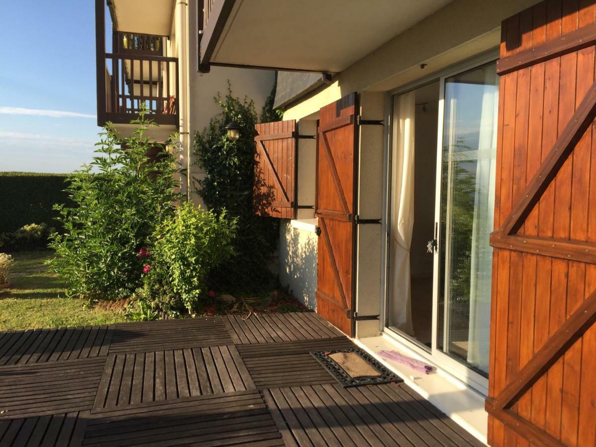 Grand Rez De Jardin-Terrasse Avec Vue Sur La Mer - 2 Chambres Блонвиль-сюр-Мер Экстерьер фото